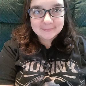 Meet your Posher, Tina